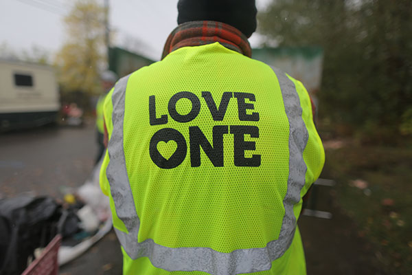 LoveOne volunteer