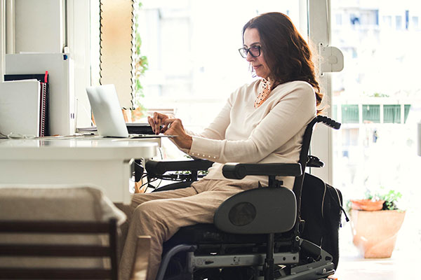 Woman in wheelchair applies for job
