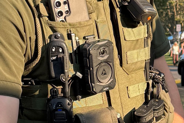 Deputy wearing a bodycam