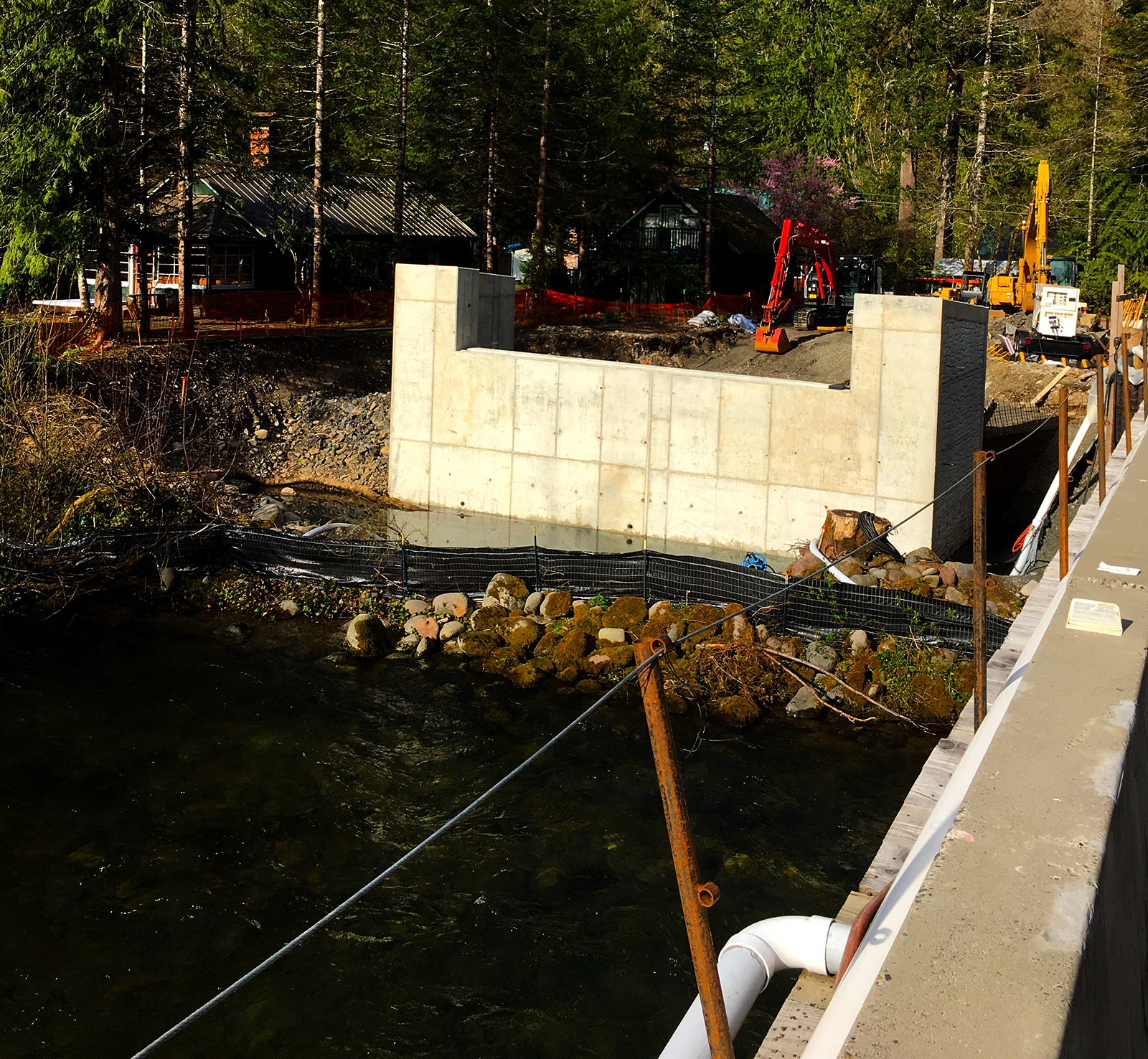 Construction work on the bridge supports