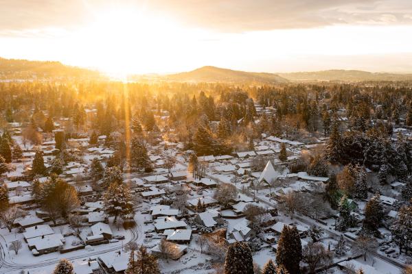 Aerial show of Milwaukie covered in snow