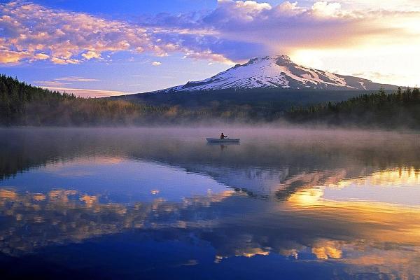 Mount Hood behind Trillium Lake
