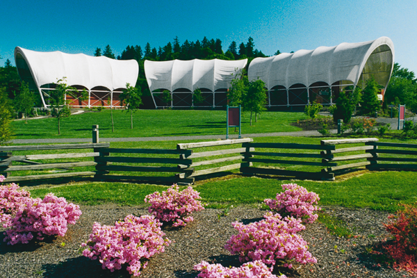Landscape shot of the End of the Oregon Trail covered wagon museum