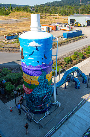 David Andersen and his Clackamas Community College students created a watershed art mural to educate and inspire visitors